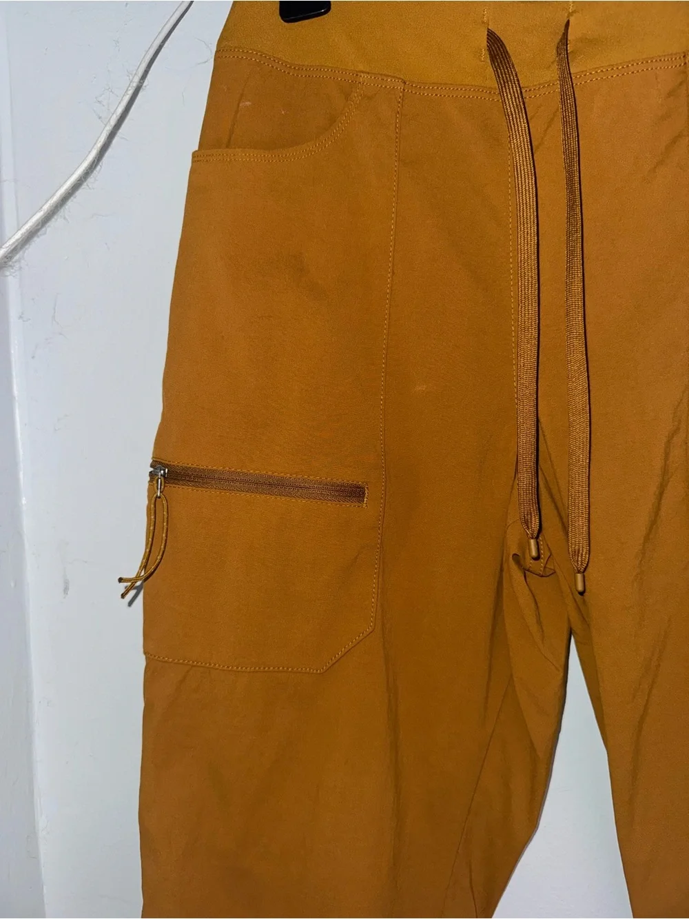 Patagonia Women's Quandary Joggers in Shelter Brown, size M